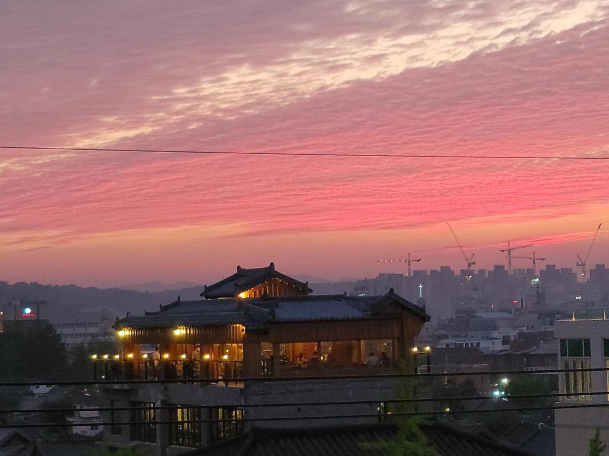 -Jeongga Hanok -thejeongga Jeonju Bagian luar foto